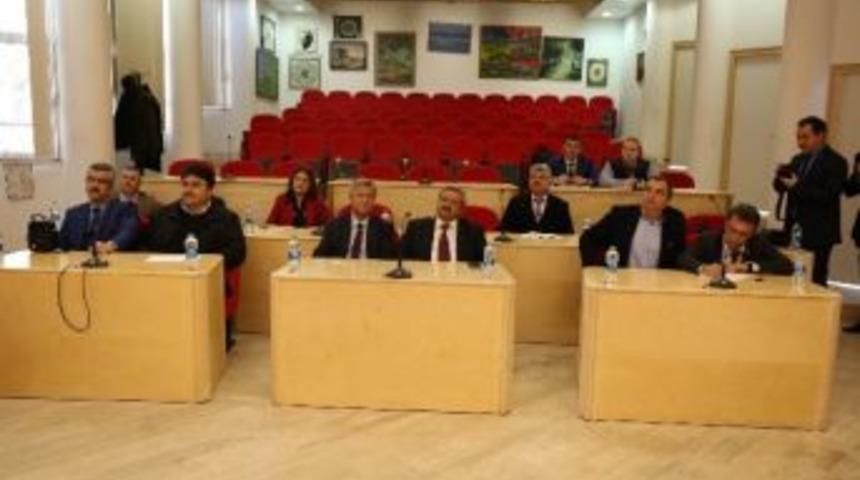 K&ouml;rfezdeki Katı Atık Toplanması Konusunda Alternatif &Ccedil;alışmalar Devam Ediyor