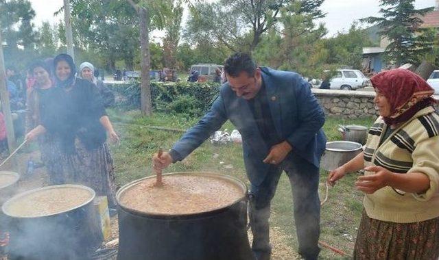 Dereçine’de Cumhuriyet Bayramı Ve Aşure Coşkusu