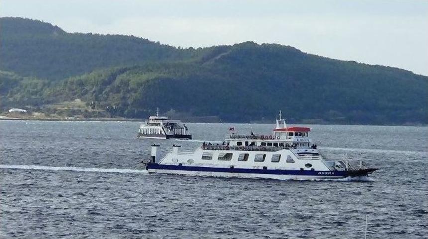 Fırtına Nedeniyle G&ouml;k&ccedil;eada Feribot Seferlerinin Saati Değişti