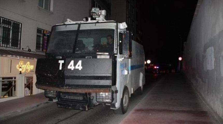 Cumhuriyet Gazetesine Saldırı İddiası Polisi Alarma Ge&ccedil;irdi