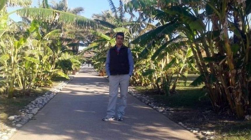 Kayıp Gencin Cansız Bedeni Tonlarca &Ccedil;eltiğin Altında Bulundu