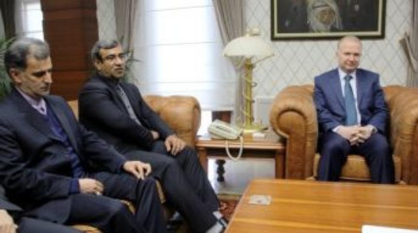 Nişabur Valisi Gholam-hossein Mozaffari Vali Ceylan&rsquo;ı Ziyaret Etti