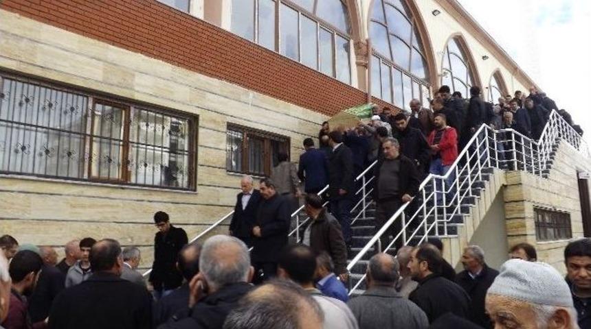 Kitap&ccedil;ı Ailesi İkinci Kez Yasa Boğuldu