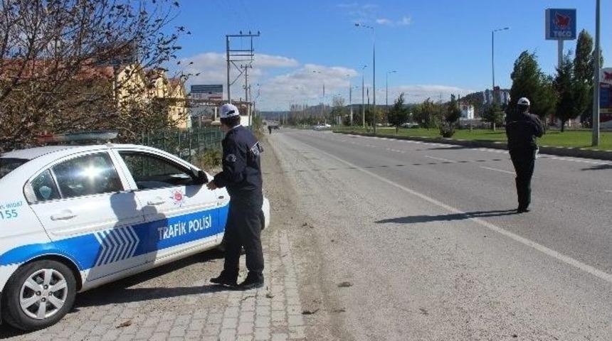 Şehir İ&ccedil;i Trafik Ekiplerinden Sıkı Denetim