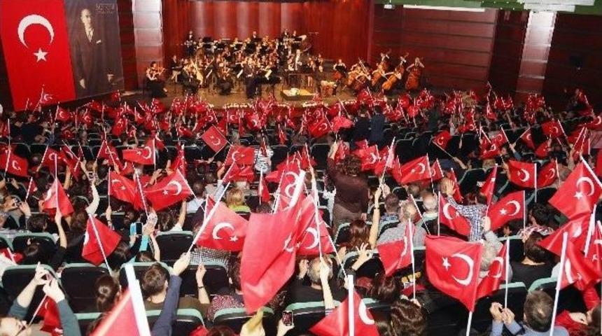 Senfoni&rsquo;den Cumhuriyet Bayramı &Ouml;zel Konseri