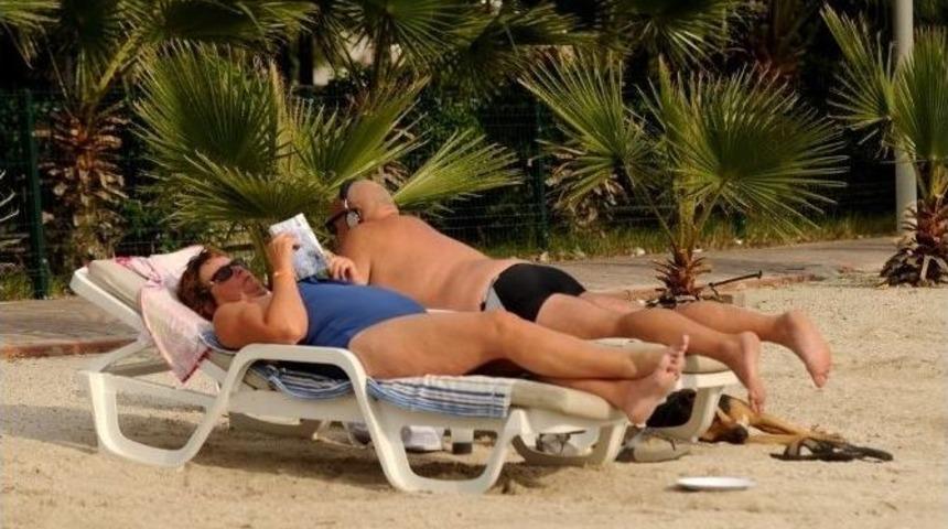 Bodrum’da Kasım’a Bir Kala Deniz Keyfi