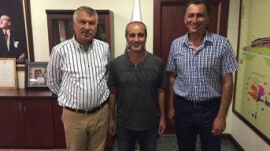 Başkan Karalar&rsquo;dan Ey&uuml;p Arın&rsquo;a Tebrik Telefonu