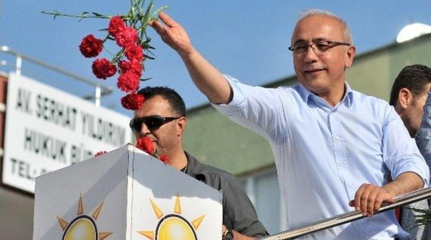 Ak Parti Mersin Milletvekili Adayları İstikrar İ&ccedil;in Y&uuml;r&uuml;d&uuml;