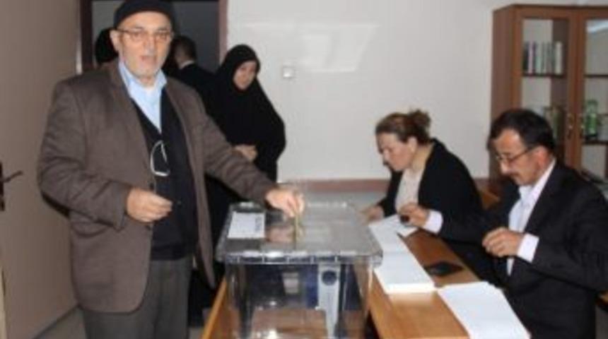 Rize&rsquo;de Oy Verme İşlemi Başladı