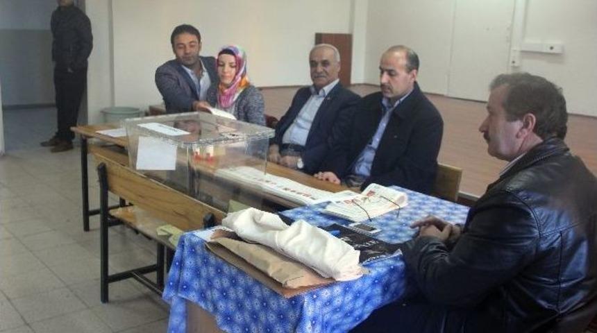 Erzurum’da Oy Verme İşlemi Saat 07.00’de Başladı