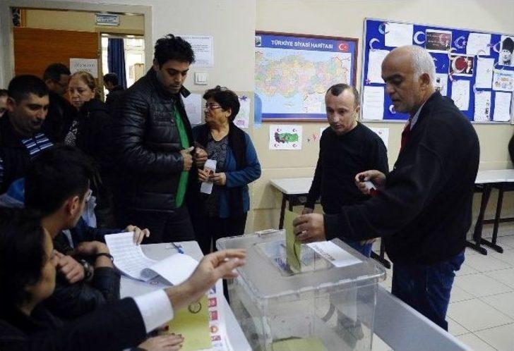 İstanbul’da Oy Verme İşlemi Başladı G5