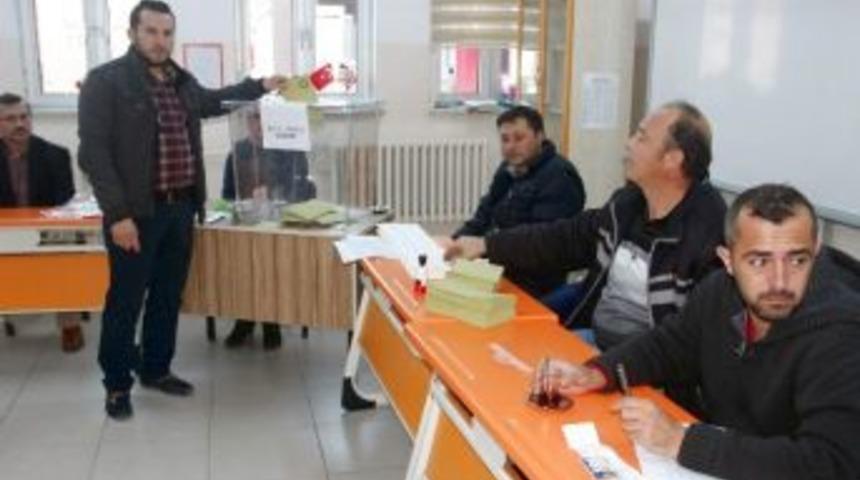 K&uuml;tahyalılar Sandığa Koştu