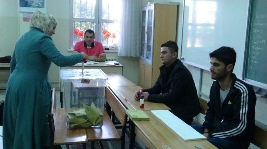 Şanlıurfa&rsquo;da Oy Verme İşlemi Başladı