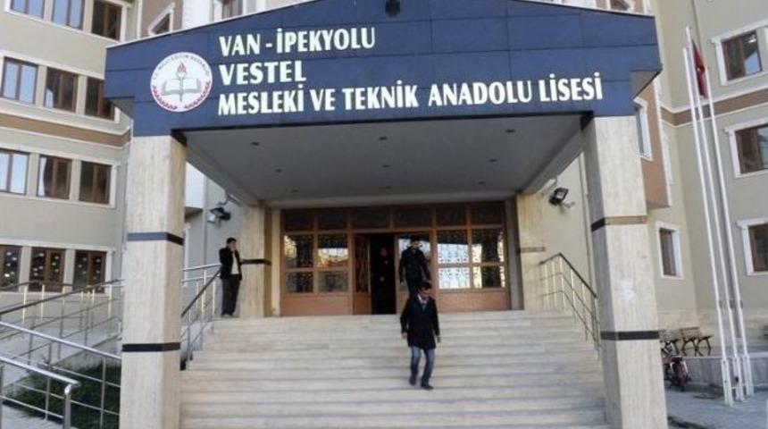 Van&rsquo;da Oy Kullanma İşlemi Başladı