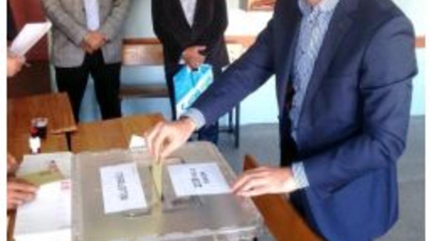 K&ouml;se, Oyunu Kullandı