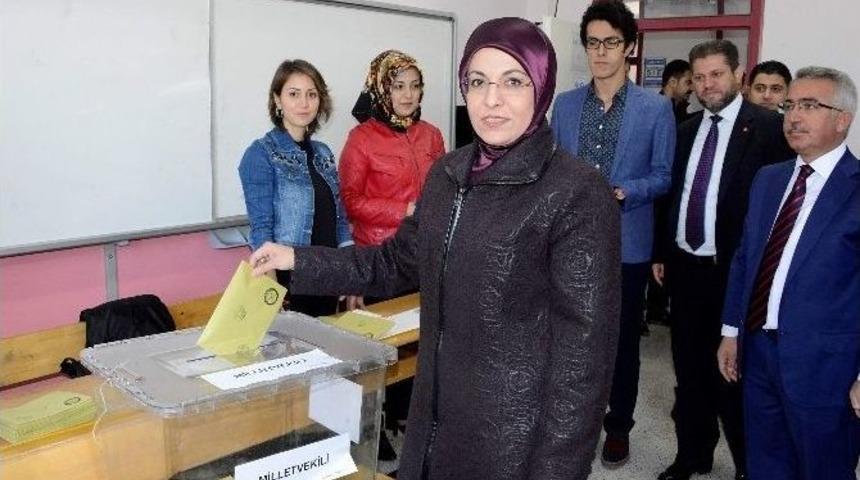 Meram Belediye Başkanı Toru Oyunu Kullandı