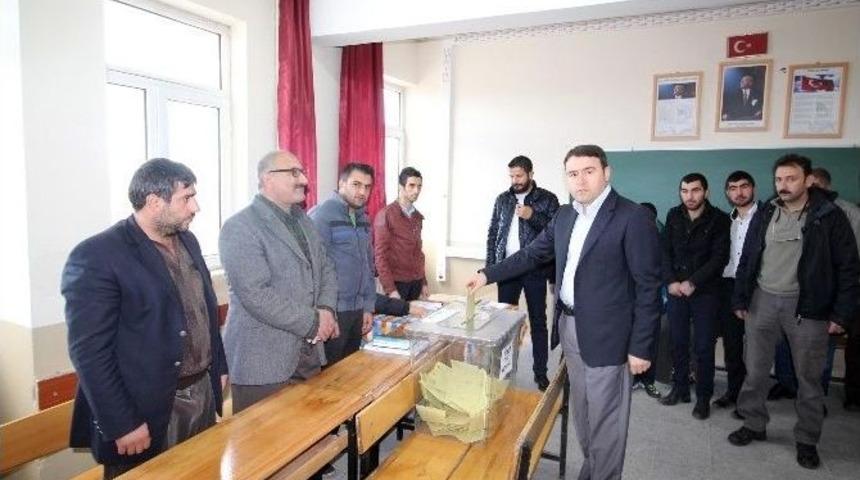 Ağrı&rsquo;da Oy Kullanma İşlemi