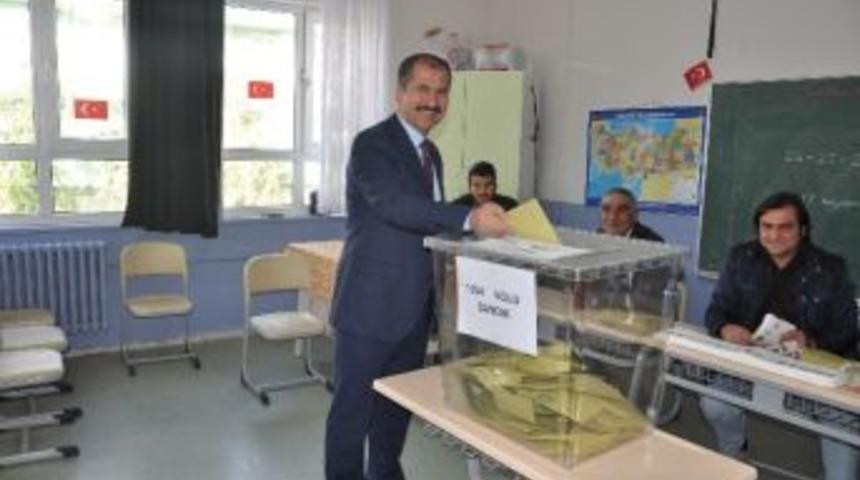 K&ouml;ftecioğlu, Oyunu Kullandı