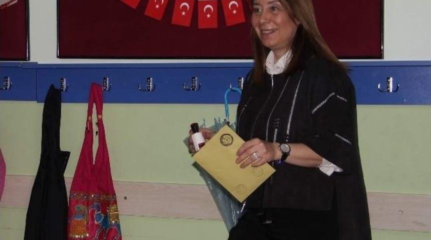 Emine Nur G&uuml;nay Oyunu Kullandı