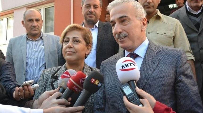 Vali Süleyman Kamçı, Oyunu Kullandı