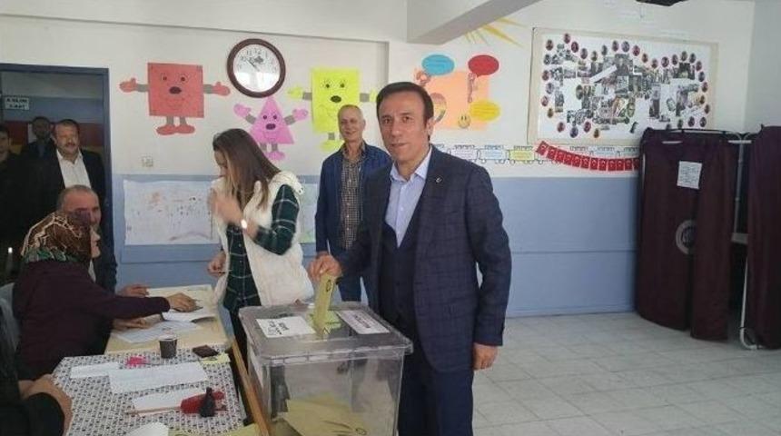 Başkan Gen&ccedil; İstikrar İ&ccedil;in &rsquo;evet&rsquo; Dedi