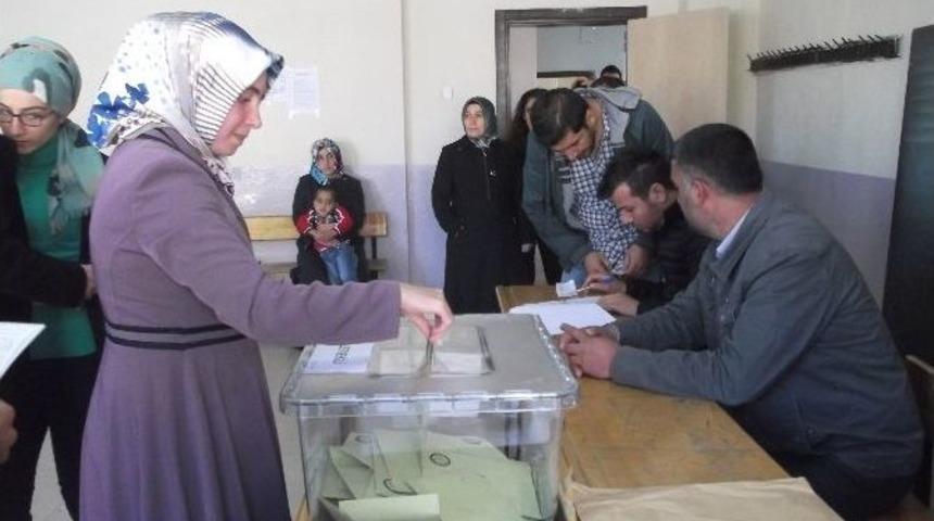 Varto&rsquo;da Se&ccedil;im Sakin Ge&ccedil;iyor