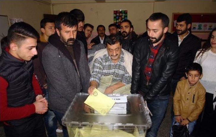 Engelli Vatandaşın Oy Kullanma Çilesi G2