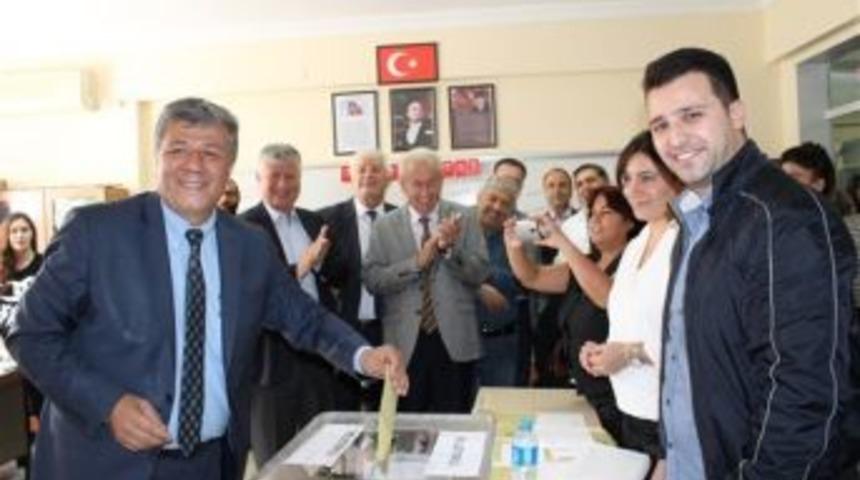 Balbay: &ldquo;her Oy Bir &Ccedil;ividir, Kullanılmayan Oy Demokrasinin &Ccedil;ivisini &Ccedil;ıkarır&rdquo;