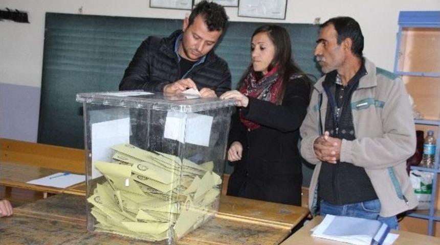 Varto&rsquo;da Sandıklar A&ccedil;ıldı