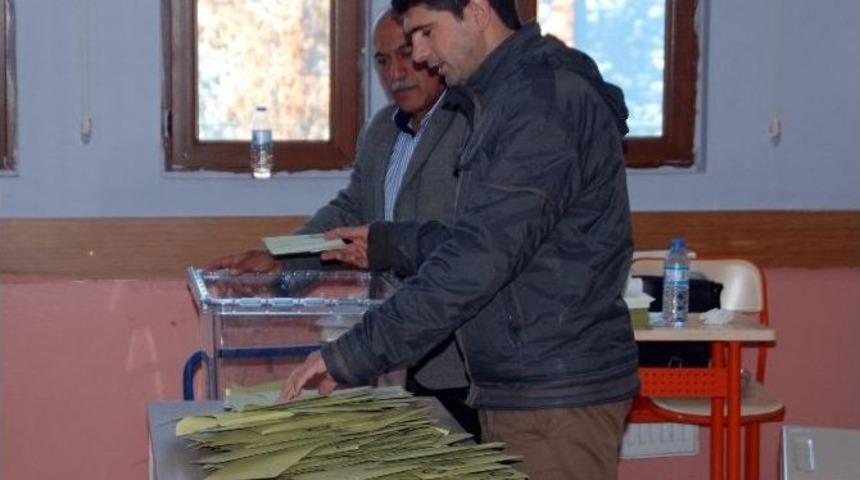 Ağrı&rsquo;da Oylar Sayılmaya Başlandı