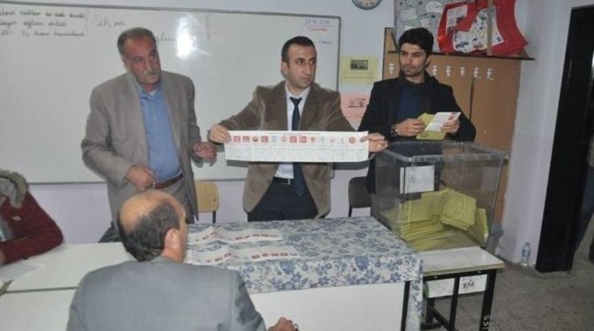 Bitlis&rsquo;te Oy Verme İşlemi Sona Erdi