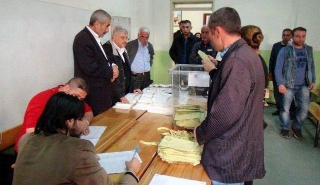 Gaziantep’te Oylar Sayılmaya Başlandı