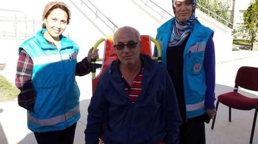 Evde Sağlık Hizmeti Alan 3 Vatandaş Oylarını Kullandı