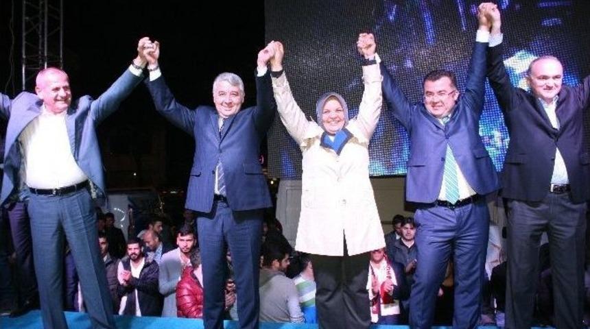 Ak Parti D&uuml;zce&rsquo;de Se&ccedil;im Zaferini Kutladı