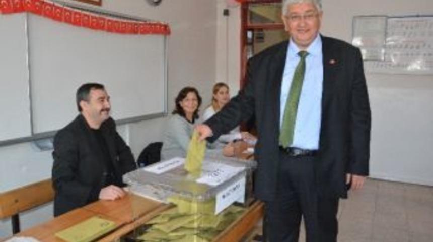 Mhp Akhisar İl&ccedil;e Başkanı Uğurlu, Hastaneye Kaldırıldı