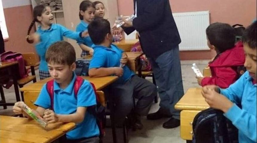 Anaokulu Ve İlkokullarda Sağlık Eğitimleri İhmal Ediliyor