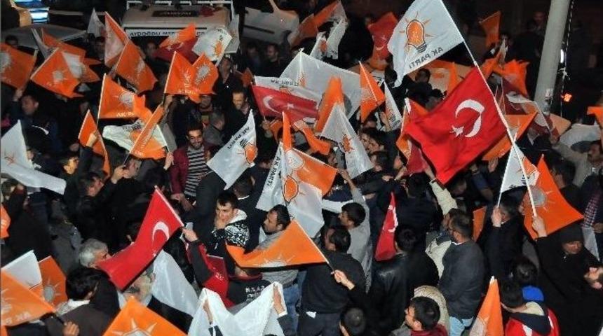 Akşehir Ak Parti&rsquo;de Se&ccedil;im Galibiyeti Coşkusu