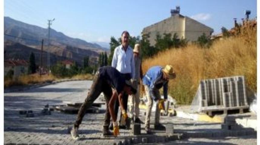 Kemah Belediyesi Alt Ve Üst Yapı Çalışmalarına Devam Ediyor