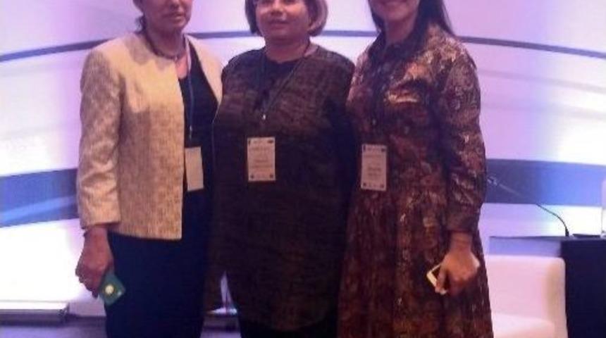 Ad&uuml; Kadın Sorunları Araştırma Merkezi, Bm &Ccedil;alışmalarına Katıldı