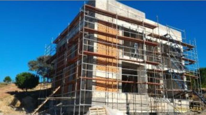 Bayrami&ccedil; Sgk Binasında &Ccedil;alışmalar S&uuml;r&uuml;yor