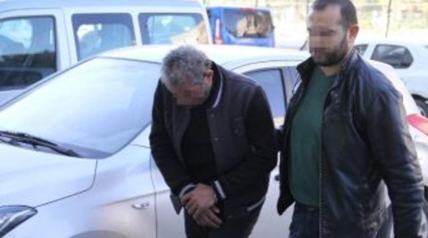 İstanbul&rsquo;dan Getirdiği Uyuşturucu Haplarla Yakalandı