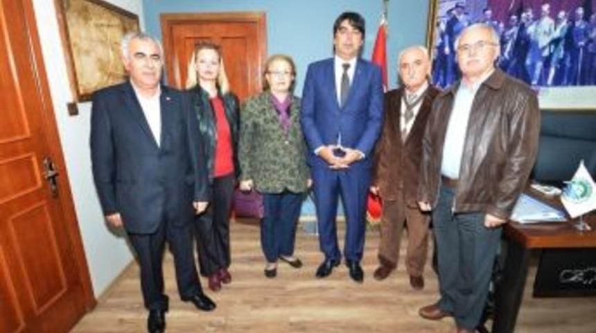 Başkan Demirağ&rsquo;a Kızılay Haftası Kapsamında Ziyaret