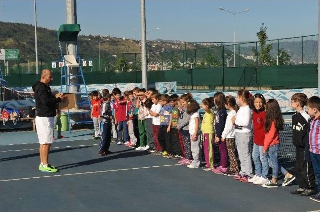 Trabzon&rsquo;da &ldquo;geleceğin Yıldızları&rsquo; Projesi Devam Ediyor