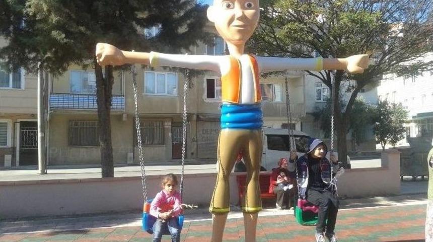 Çocuk Parkları Hızla Yenileniyor