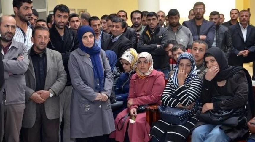 Belediyeye Alınacak 100 Ge&ccedil;ici İş&ccedil;i İ&ccedil;in 908 Kişi M&uuml;racaat Etti