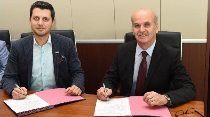 M&uuml;siad Ve Cb&uuml; Arasında İşbirliği Protokol&uuml; İmzalandı