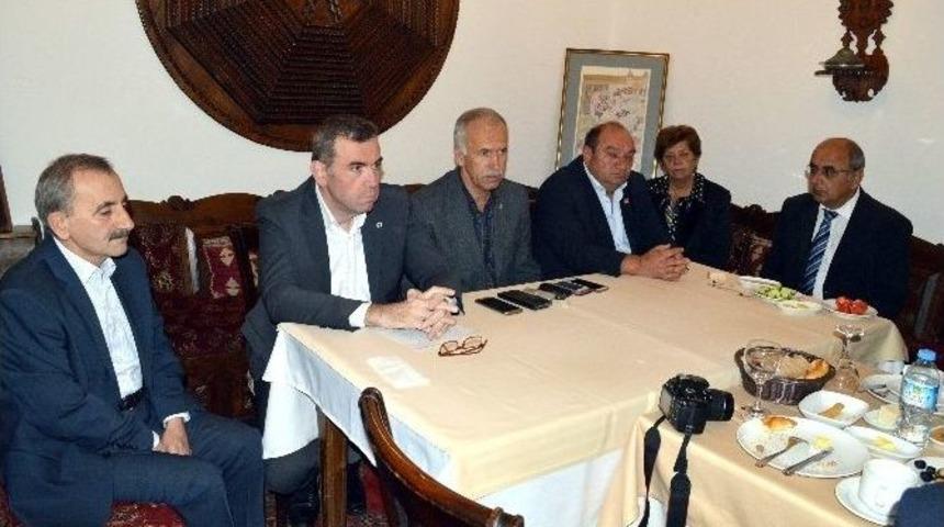 &Ccedil;elebioğlu, 1 Kasım Genel Se&ccedil;imlerini Değerlendirdi