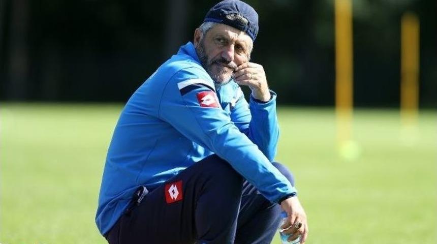 Ak&ccedil;ay: "eskişehirspor&rsquo;dan &Ccedil;ekiniyoruz"