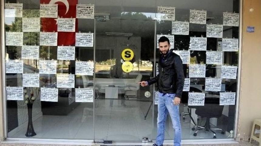 Acemi Hırsız G&uuml;venlik Kamerasına Yakalandı