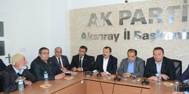 Köy Muhtarları Ve Azalardan Ak Parti’ye Ziyaret